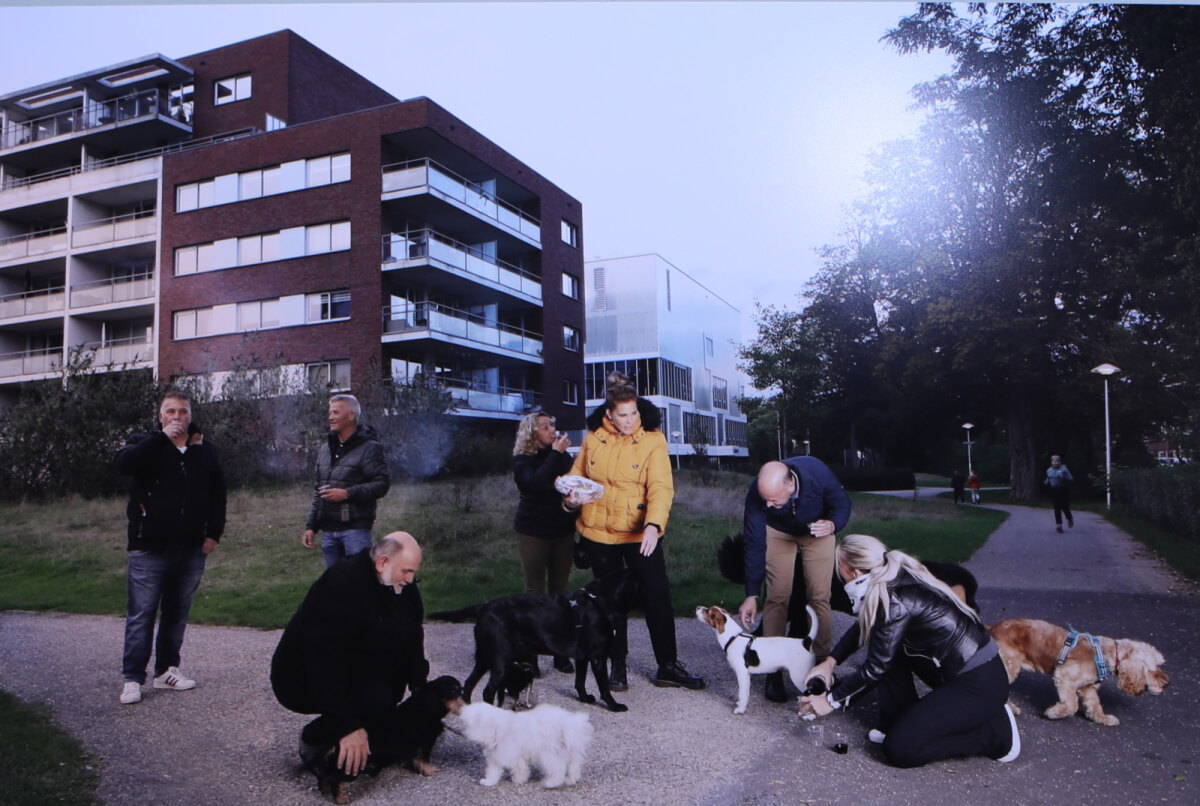 Ontmoeting van Ondiepbewoners met borrels en bitterballen. Foto: Tahné Kleijn