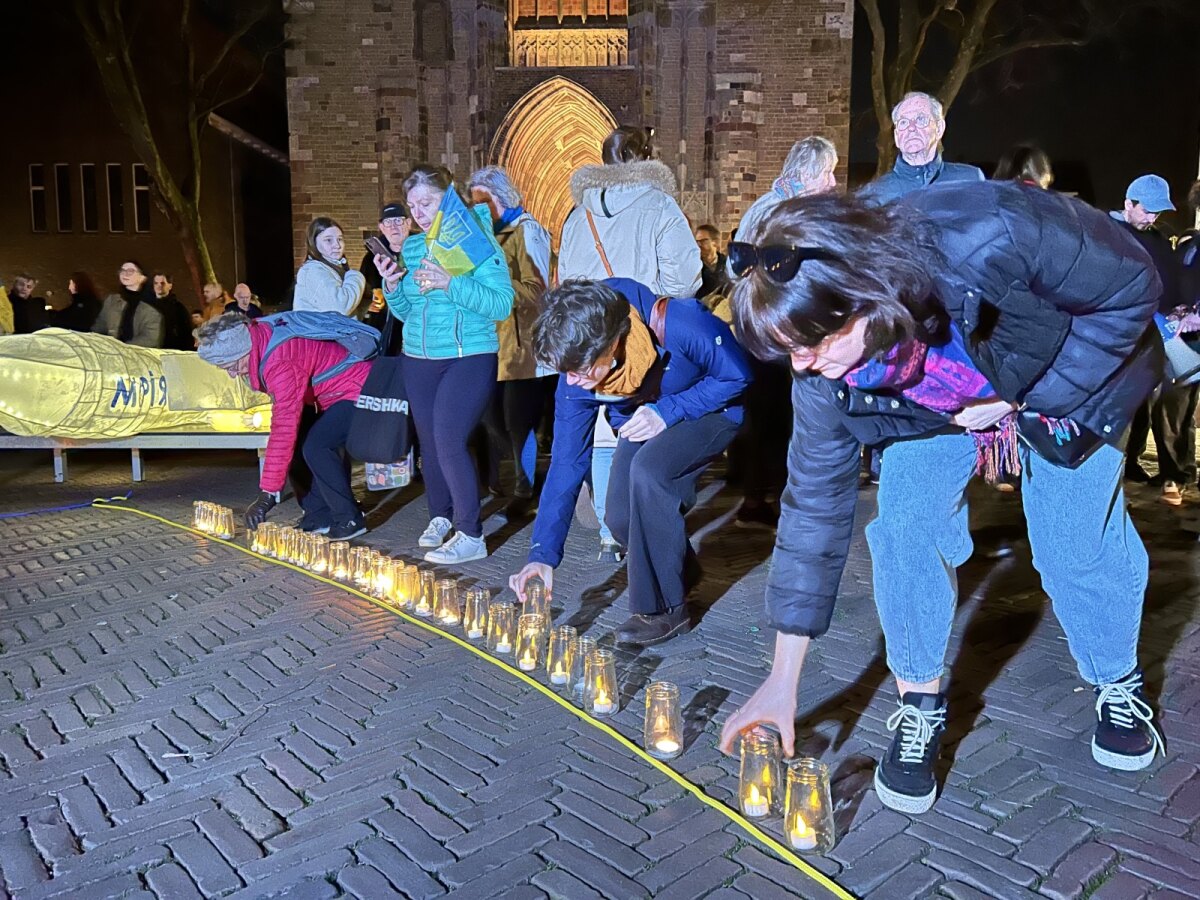 Op het Domplein werd een hart gevormd van lichtjes