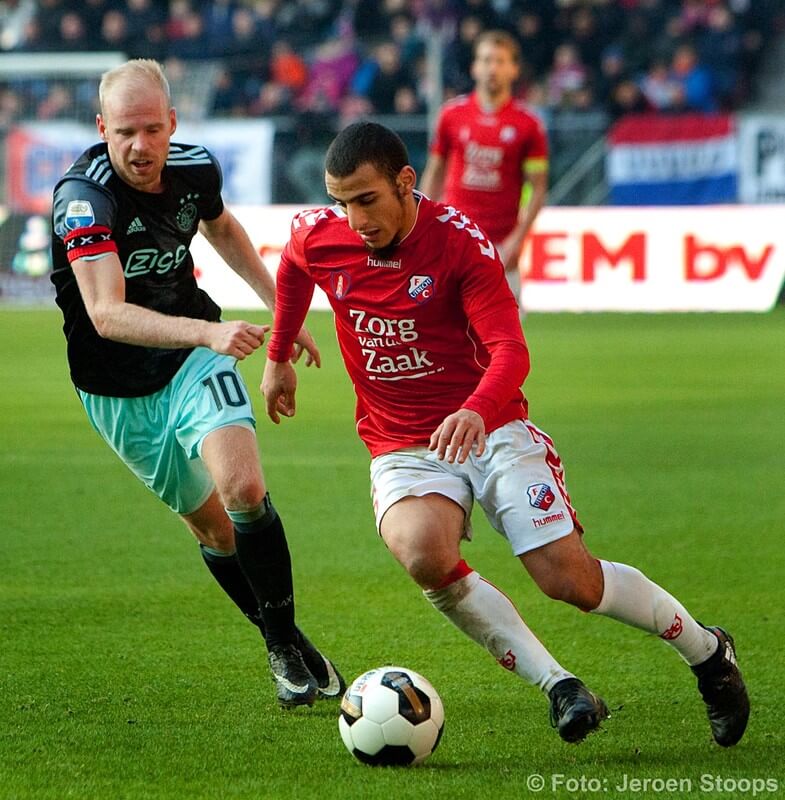 De doelpuntenmaker van vorig jaar Ayoub in duel met Klaassen - Foto: Jeroen Stoops